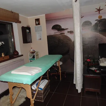 Goscinne Az Somatic *